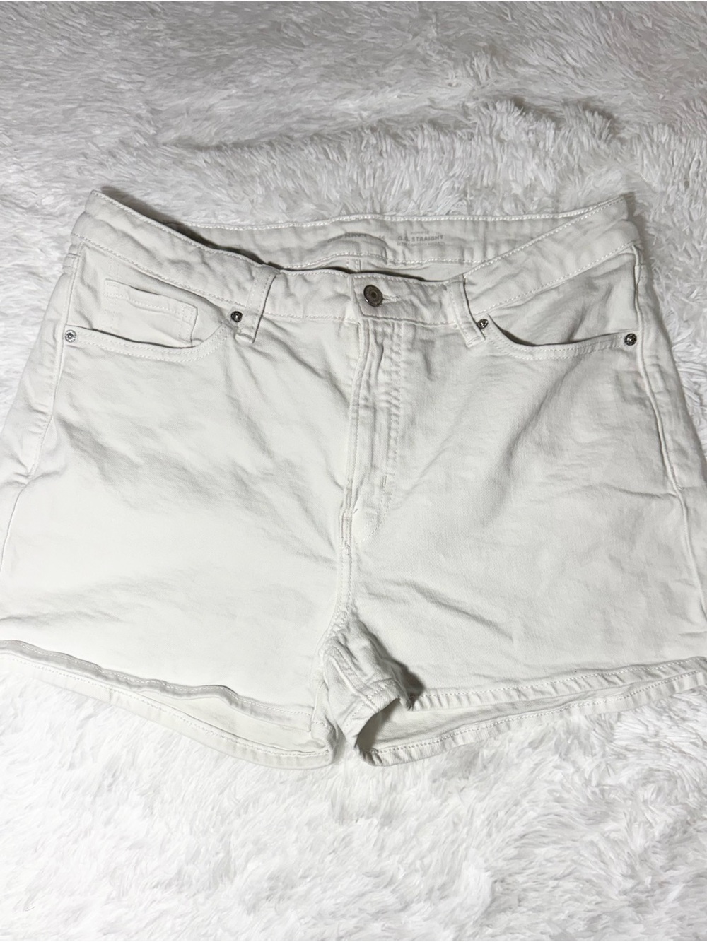 Old Navy White High Rise Denim Shorts Size 14 OG Straight Stretch - Picture 2 of 9